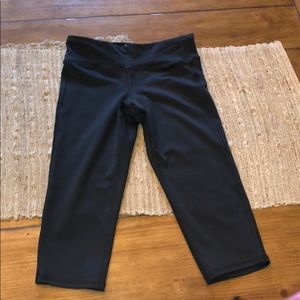 Old Navy Athletic Capris Pants